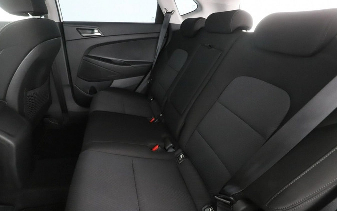 Hyundai Tucson cena 77800 przebieg: 87549, rok produkcji 2018 z Skwierzyna małe 352